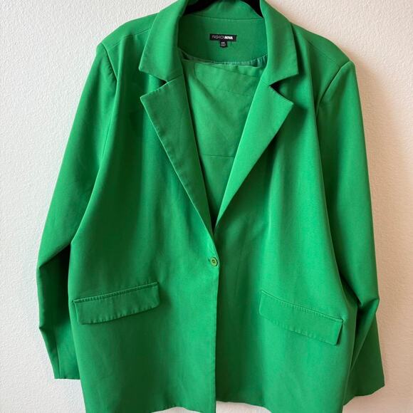 Green plus size blazer and - Picture 3 of 4